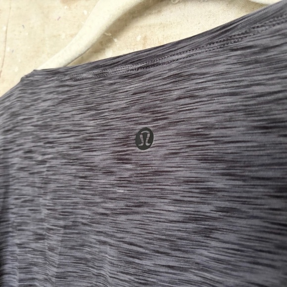 Lululemon Back In Action Long Sleeve, Space Dye Purple - Picture 4 of 4